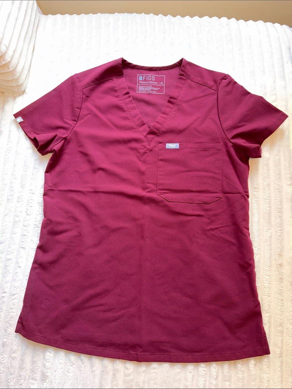 Figs Women's Scrub Set in Burgundy - XS / XSP